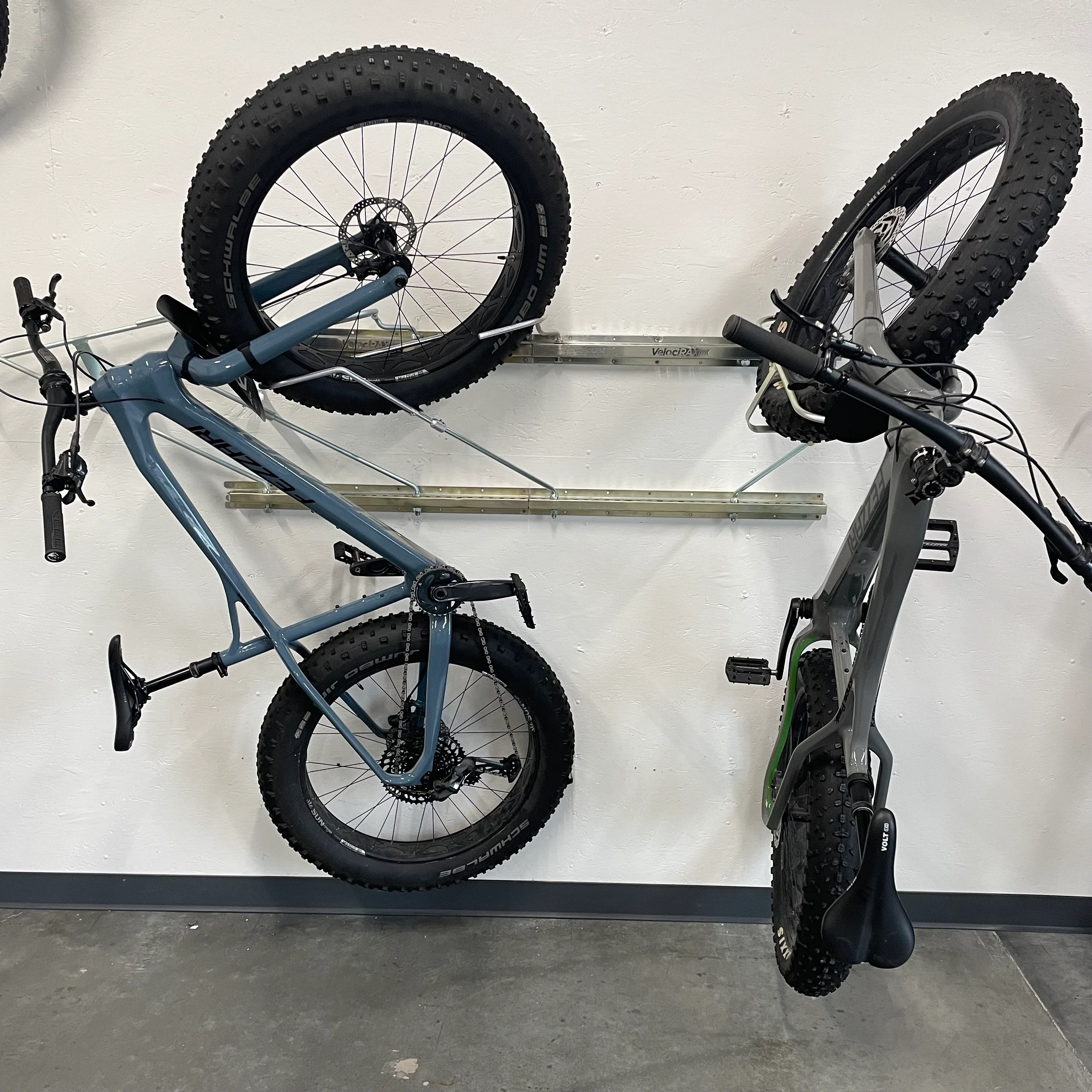 Fat Tire Tilt & Pivot Garage Bike Rack - Image 4